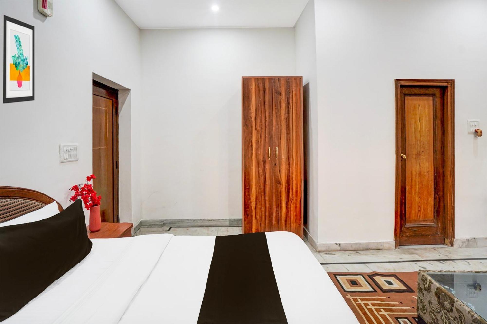 Super Hotel O Krishna Nagar Chowk Near Ongc Dehradun Extérieur photo
